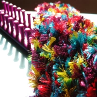 Bernat Boa Scarf Pattern for the Knifty Knitter Long Loom